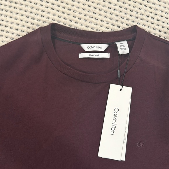Calvin Klein Liquid Touch Men’s Crewneck T-Shirt - Picture 7 of 8